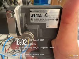 Máy phun sơn tĩnh điện nước Anest Iwata